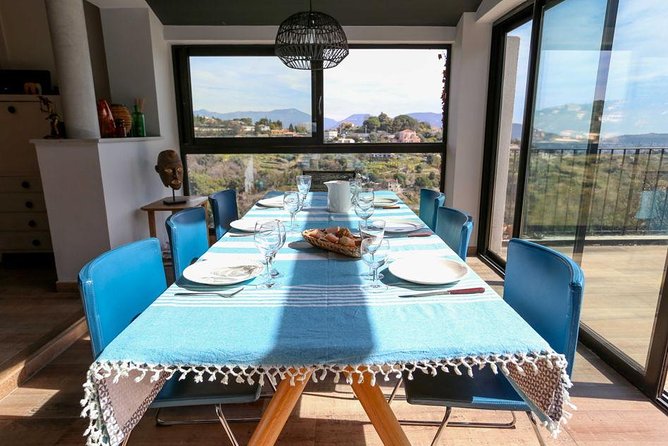 3-Course Organic Dinner in Garden with Views of French Riviera - Group size, ages, and the social feel at dinner