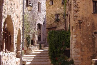 Countryside Tour - Tourrettes-sur-Loup and the 40-Meter Waterfall in the Gorges du Loup