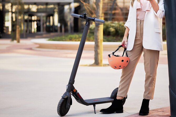 Electric Kick scooter Rental in Nice - 4 hours and more: how far the longer-range scooter really goes