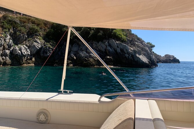 Exclusive Private Boat Tour on a Luxury Day Cruiser - Nice/Monaco - Stop 2: Plage d’Eze-sur-Mer, the Bono villa view, and a proper onboard appetizer