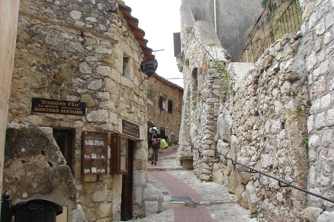 Excursion partagée Eze, Monaco & Monte Carlo from Nice - Èze medieval village + the Fragonard Perfumery factory tour
