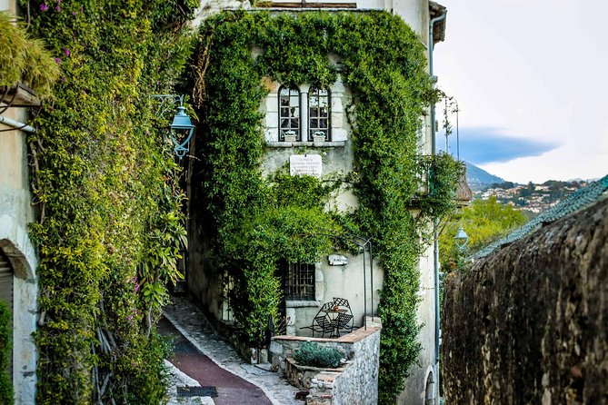 Eze & Saint-Paul de Vence Private Half-Day Tour - Transportation, timing, and why your half-day might run long