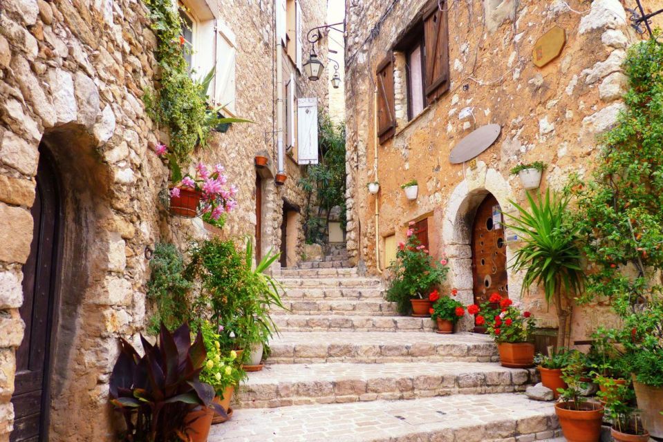 From Nice: Cannes, Antibes & St Paul de Vence Half-Day Tour - The big idea: a half-day that actually feels like three places
