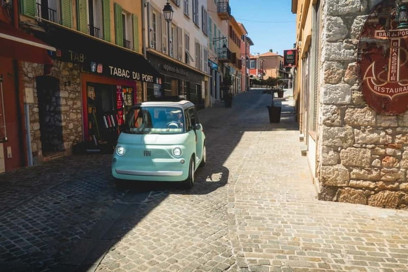 From Nice: follow a guide in an electric car along the French Riviera! - Why drive a Fiat Topolino on the Côte d’Azur?