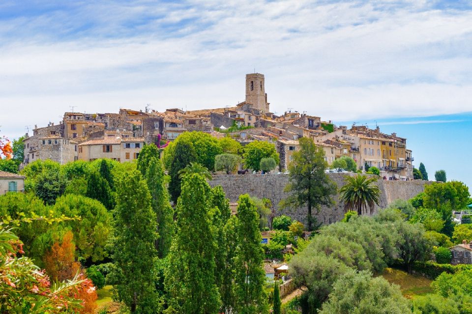 From Nice: Provence and its Medieval Villages Full-Day Tour - Gourdon and the Saut du Loup stop: hill-town views without the driving stress
