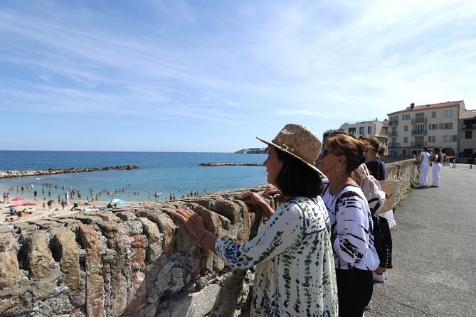 Full-day Tour Nice, Cannes and Antibes from Nice - The 12:30 lunch break: make it count