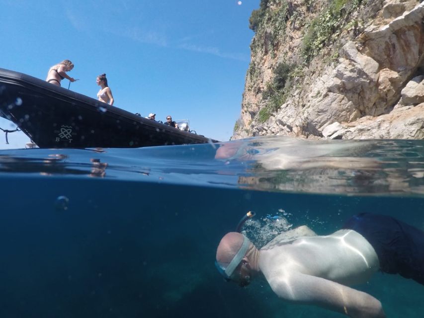Nice: 1h30 nautical excursion to Cap Ferrat - Meeting at pontoon G04: how to find the right boat fast