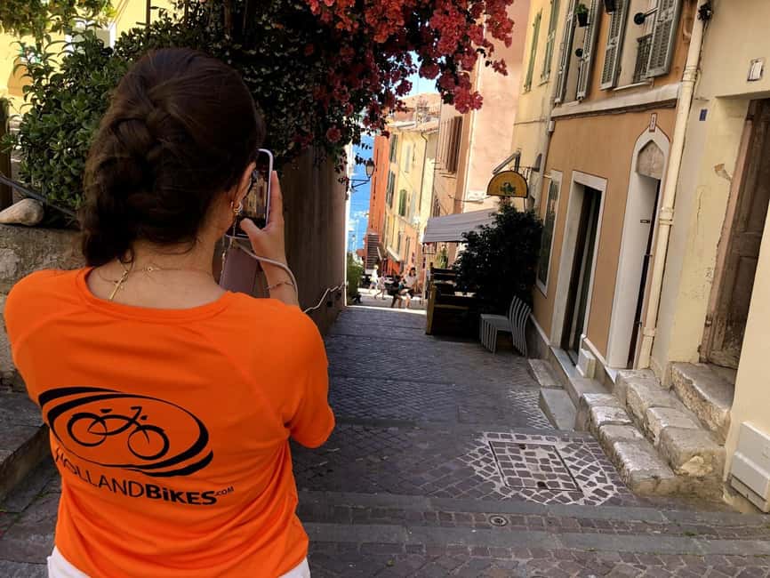 Nice and its panoramics surroundings on e-bike - Villefranche: the medieval film-town pause