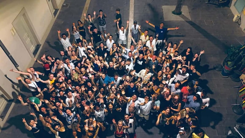Nice: Bar/Pub Crawl with Free Shots and VIP Entry - The 5-Hour Game Plan: How the Night Moves Through Old Town