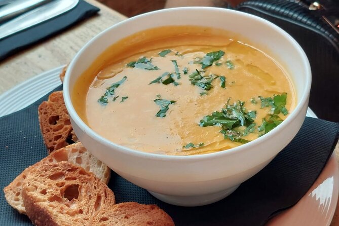 Nice Food Tour – A Full Meal on French Riviera by Do Eat Better - Walking reality check: shoes, pace, and comfort