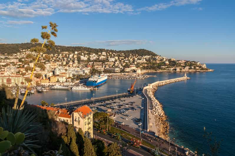 Nice: Old Town Treasures and Castle Hill Walking Tour - Castel Plage meeting point: the easiest way to start smart