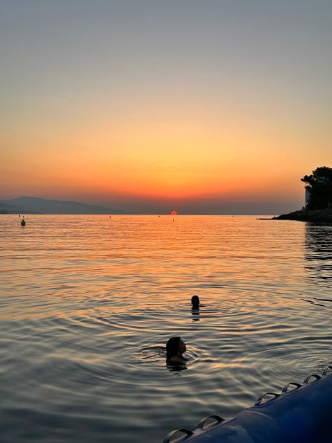 Nice: Saint Jean Cap Ferrat Sunrise Boat Trip with Breakfast - The return cruise through Nice’s coastline and the Villefranche-sur-Mer stop