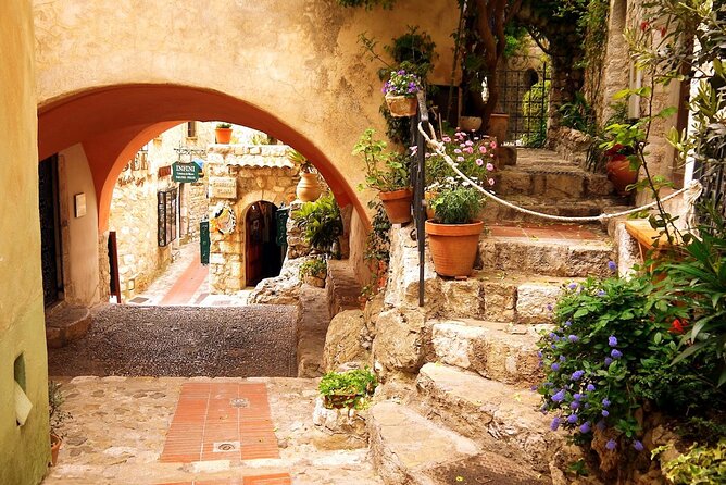 Private Customized French Riviera Tour from Port Villefranche 6H - Monaco Highlights: Prince Palace Area to Monte Carlo Casino Square