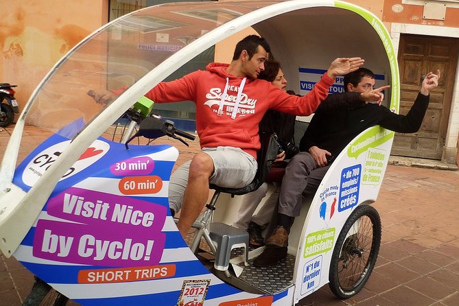 Private tour guide of Nice in electric taxibikes - Marche aux Fleurs, Cours Saleya, and the salt-warehouse past