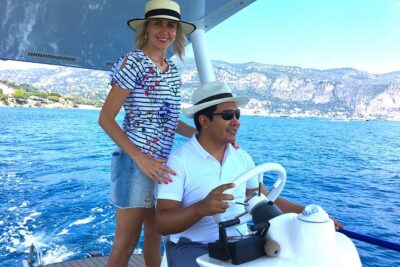 Romantic Private Tour for 2 plus guide on your own Solar Powered Boat - The Views Route: Villas, Monaco, and Nice Seen From Sea Level