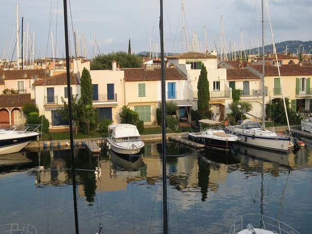 Saint Tropez and Port Grimaud: Full-Day Tour - Transportation, Timing, and Group Size: The Real Value