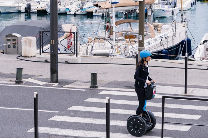 Sightseeing tour of Nice : 3 hours Nice Segway XXL circuit - Castle Hill finish in gardens: viewpoint time and that waterfall setting