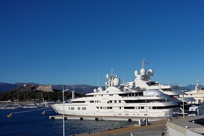The Best of the French Riviera Small group Guided Tour from Nice - Villefranche-sur-Mer: the bay stop that sets the tone