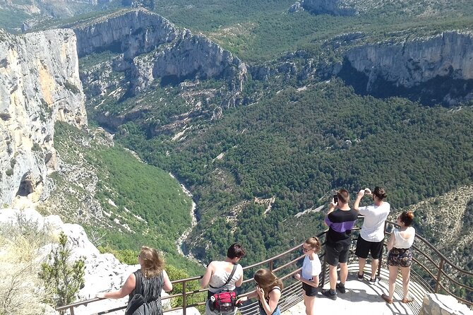 The Grand Canyon of Europe and Its Lavender Fields Small group - The Lake Sainte-Croix Stop: Swimming Time, or Just a Pretty Break