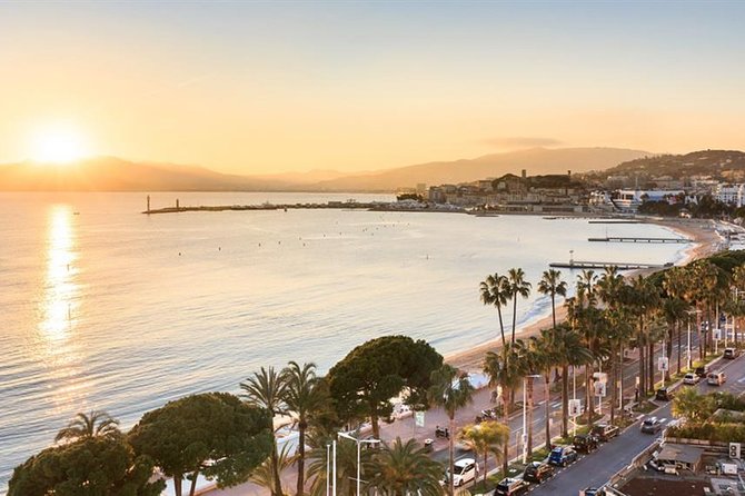 Transfer - Nice Airport> Cannes - Finding your driver fast at Nice Airport