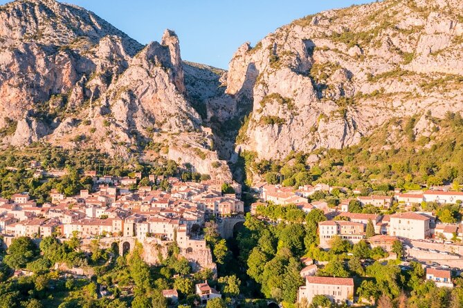 Verdon Gorge: The Grand canyon of Europe, Lake and Lavender - Sainte-Croix and Moustiers-Sainte-Marie: two different kinds of breaks