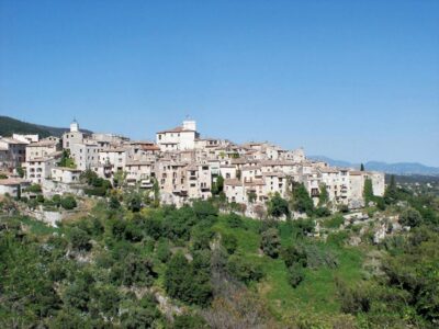 West Coast and Country Side full day Tour - Getting from Nice: pickup, timing, and getting started calmly